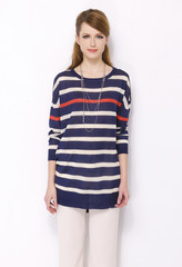 A photo of beautiful girl is in fashion style posing