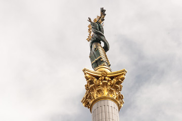 Fototapeta na wymiar Stella with column at Independence square in Kiev