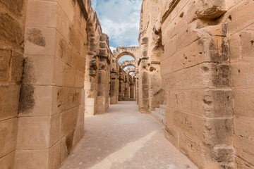 ancient colosseum in El Jem, Tunisia - 54266527