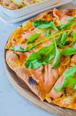 Pizza smoke salmon