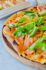 Pizza smoke salmon