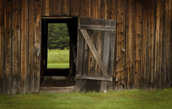open barn door clipart