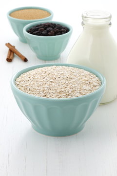 Healthy and delicious oatmeal ingredients