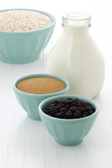 Healthy and delicious oatmeal ingredients