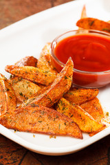 roasted potatoes with sauce