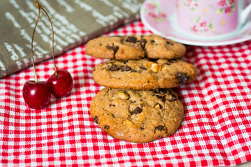 Chocolate chips cookies