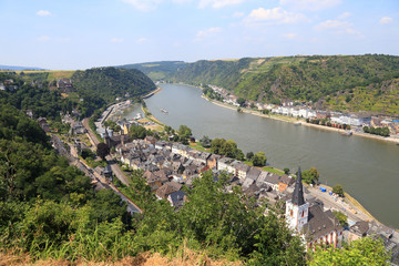 St. Goar (vorn), St. Goarshausen (rechts oben) -   2013
