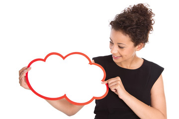 Frau isoliert mit einem Werbeschild in der Hand