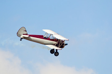 Vintagebiplane fly past © nomisg