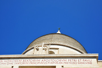 Roma Eur, la basilica dei santi Pietro e Paolo