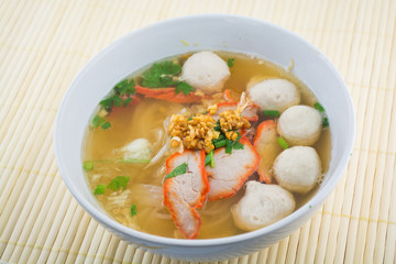 Thai noodle and pork ball