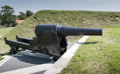 biggest canon in europe outside