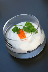 crème de céleri et oeufs de truite