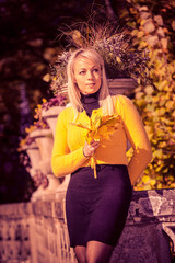 Fototapeta premium woman in the autumn park