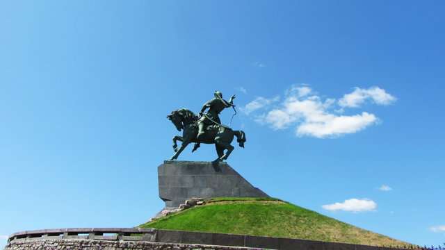 salavat yulaev monument in ufa russia - timelapse