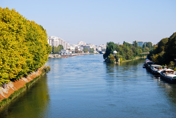 Fototapeta na wymiar Seine river in Paris