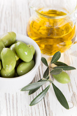 olives with leaves