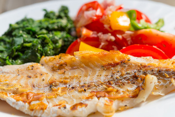 salmon sheet spinach tomato