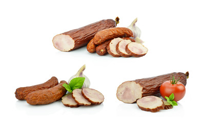 Kiełbasa na białym tle