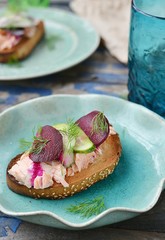 bruschetta with salmon