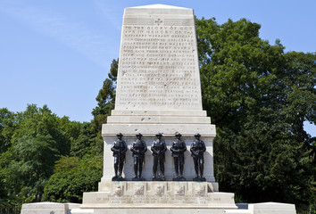 Fototapeta na wymiar Guards Memorial at Horse Guards Parade in London