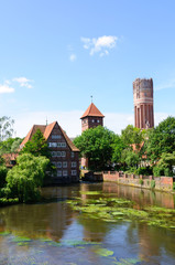 Fototapeta na wymiar Kanały i City of Lüneburg, Niemcy