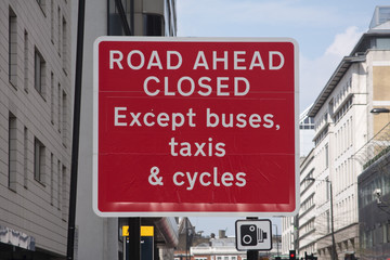 Road closed roadsign