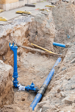 Neue Wasserleitung - Vorbereitung f&uuml;r einen Unterflurhydrant