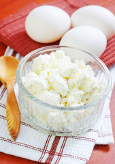 cottage and eggs