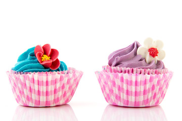 Purple and pink cupcakes