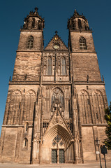 Fototapeta premium Cathedral of Magdeburg at river Elbe, Germany