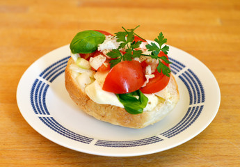 Veggi Snack with Tomato and Mozarella