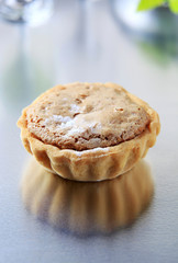 Mini almond tart