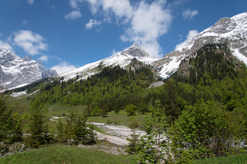Fototapeta na wymiar Karwendel am großen Ahornboden
