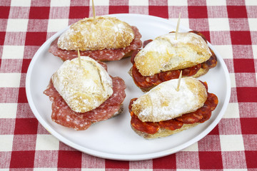 Sausage sandwich, typical Basque cap.