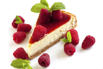 cheesecake with raspberries