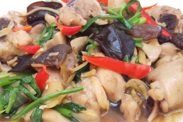 chicken fried with ginger and jew's ear mushroom