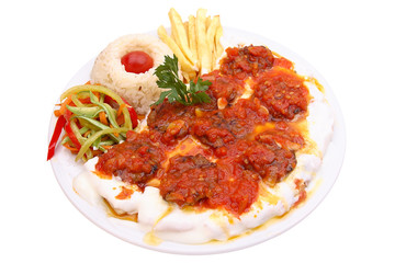 Yoğurtlu Köfte