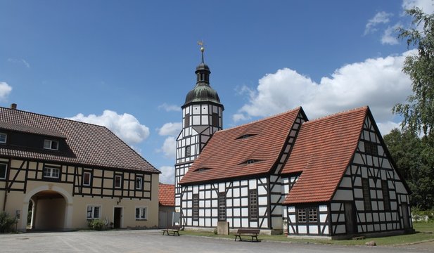 Fachwerkkirche auf Gut Saathain (Elbe-Elster Land)
