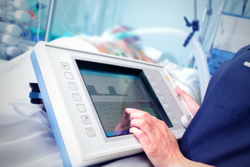 Fototapeta na wymiar kontrola urządzenia w szpitalu
