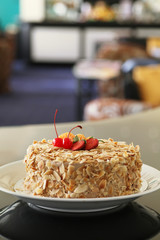 almond nut cake