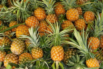 pineapple, market