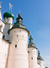 Fototapeta na wymiar Towers of the Kremlin wall