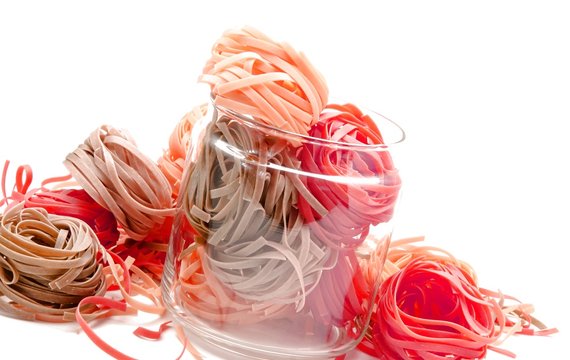 Nidos de pasta italiana al huevo