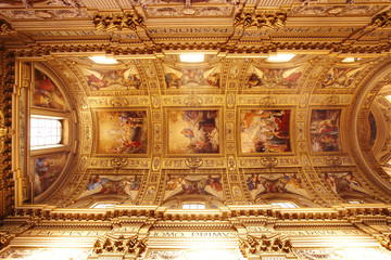 Obraz premium Kirchenschiff 12