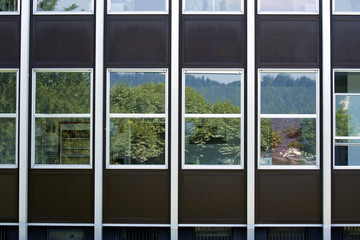 Moderne Gebäudefassade