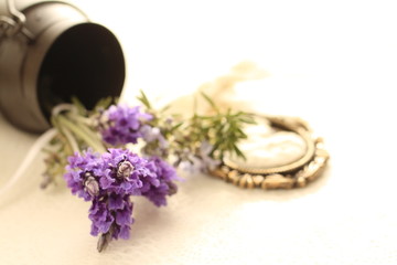 Elegance lavender and accessory