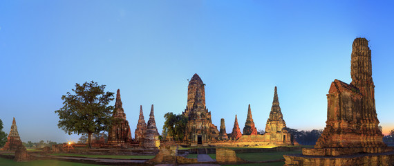 Fototapeta na wymiar Panorama view of the ancient remains in Ayutthaya