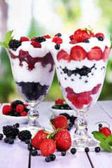 Natural yogurt with fresh berries