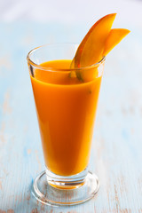 mango smoothie